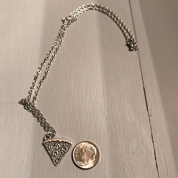 New Pizza Charm Necklace Cute! 🍕 🎉 - Picture 2 of 2